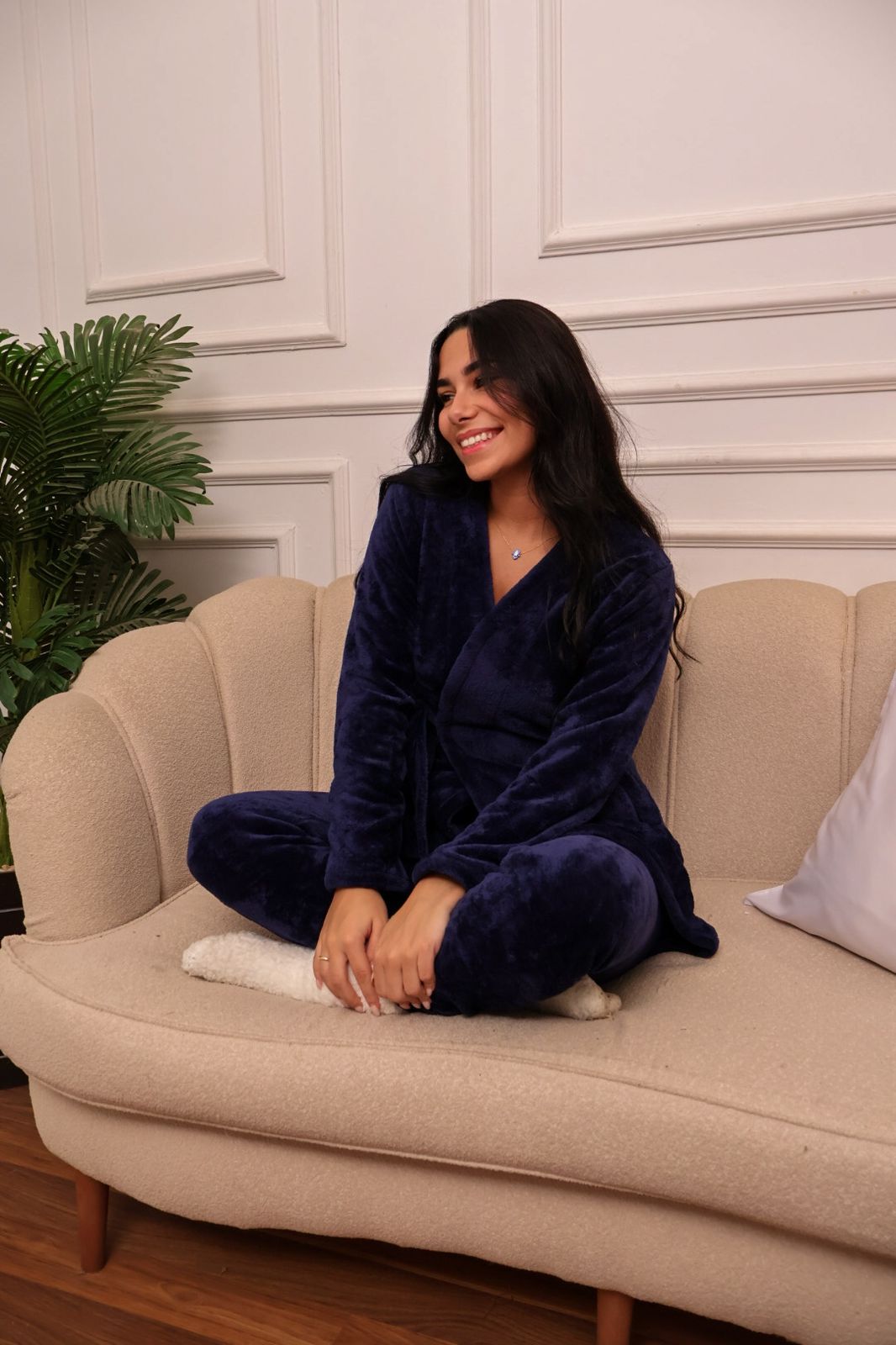 Huggy in Navyblue.