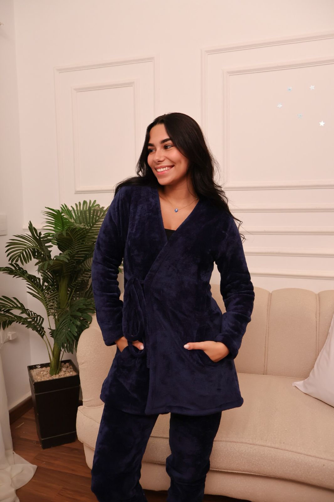 Huggy in Navyblue.